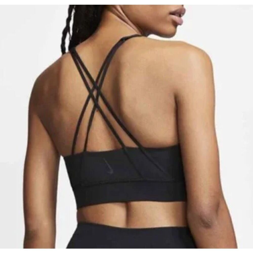 Nike Swoosh Luxe Sports Bra